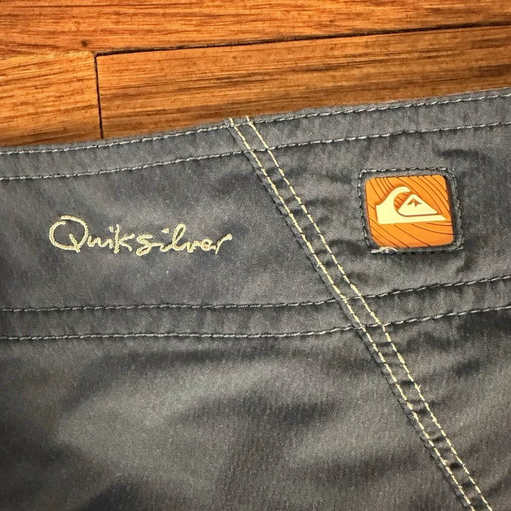 Quiksilver Men's Everyday Solid Boardshorts In A Slate Blue Beach/Surf Size 36